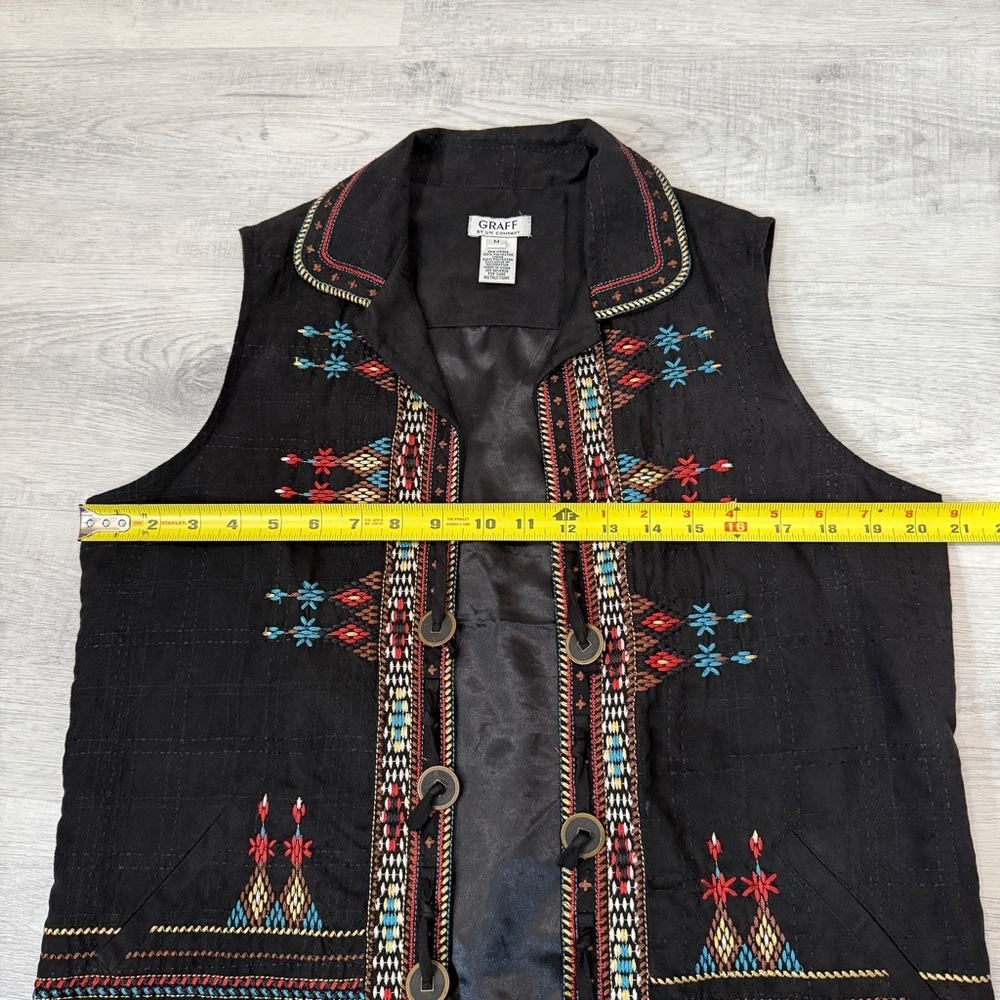Graff Southwestern Style Black Vest with Colorful Embroidery Size M - Picture 11 of 17
